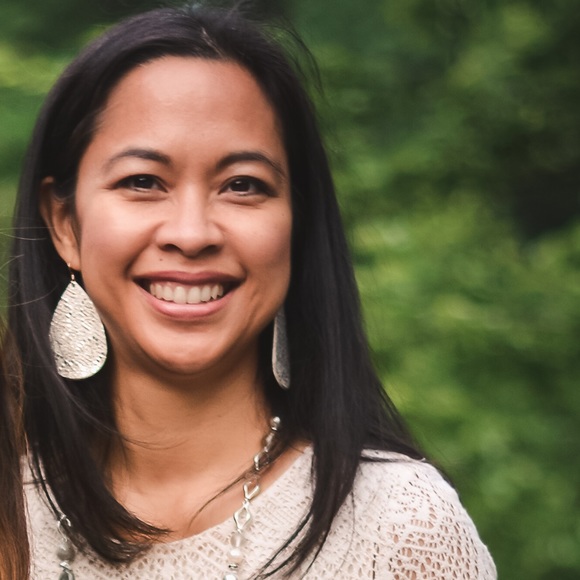 Meet your Posher, Arlene - Picture 1 of 1